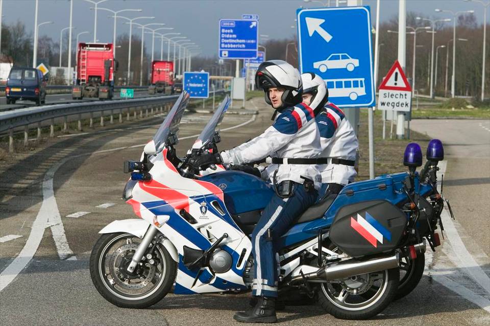 Nederlandse grenscontroles ingevoerd: Effectief of symboolpolitiek?